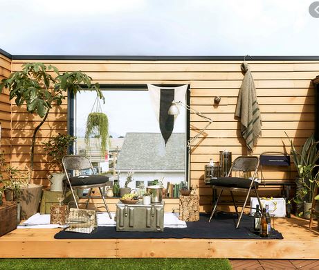 迷惑 苦情の多いベランピングは狭いベランダでご飯するだけなの 退職ヒーロー